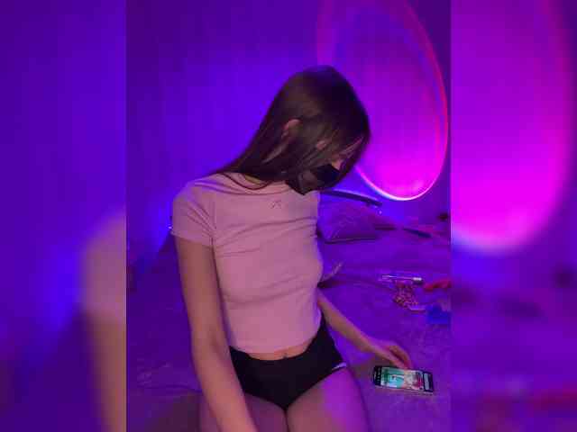 SweetIra's sex show image