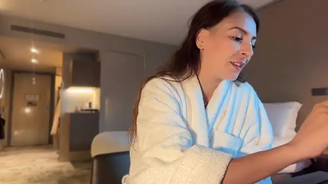 Sexshow-Bild von ChloeXSecret Sexshow-Bild von ChloeXSecret