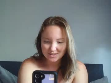 Изображение секс-шоу модели sexiirose22 Изображение секс-шоу модели sexiirose22