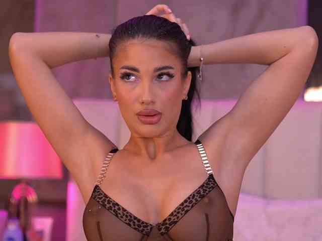 RaisaKali's sex show image