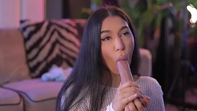 CherrieTeen's sex show image