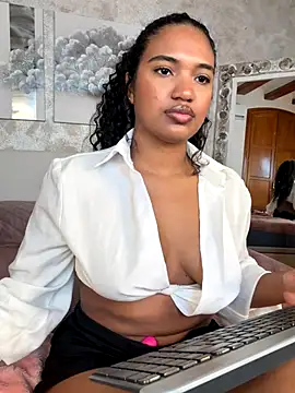 MilaTeenX's sex show image