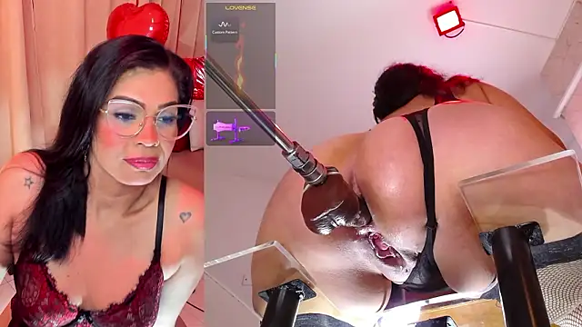 MayaRouse's sex show image