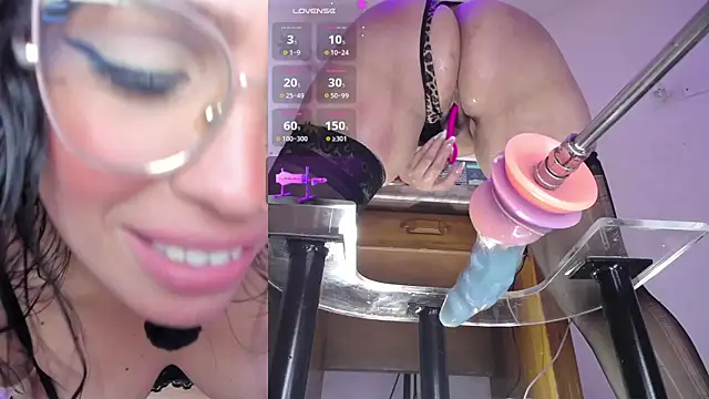 MayaRouse's sex show image