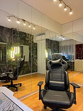 MileySin1111's sex show image MileySin1111's sex show image