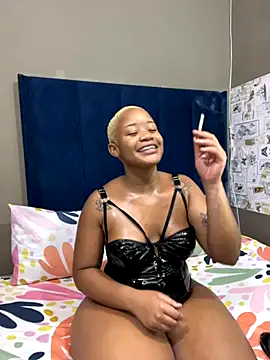 Изображение секс-шоу модели Dirtydaisyxx25