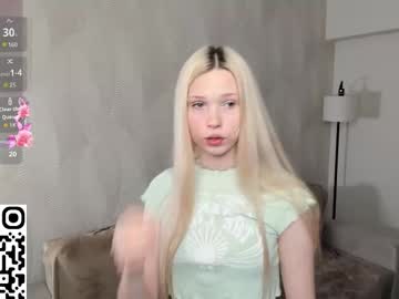 Изображение секс-шоу модели mikaelataron Изображение секс-шоу модели mikaelataron