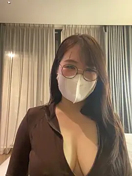 Your-Sunny's sex show image