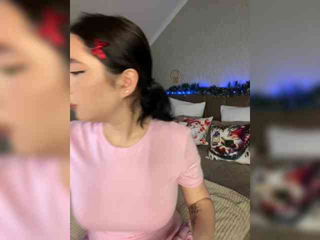 Sexshow-Bild von CurvyWoman- Sexshow-Bild von CurvyWoman-