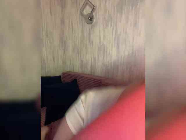 CurvyWoman-'s sex show image