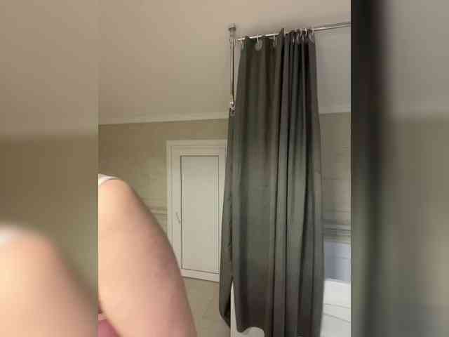 CurvyWoman-'s sex show image