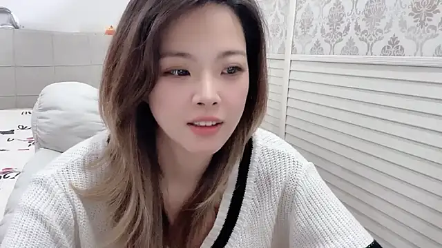 Holiland's sex show image