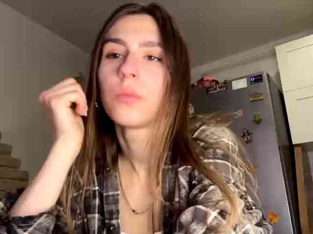 AshantiBadolato's sex show image