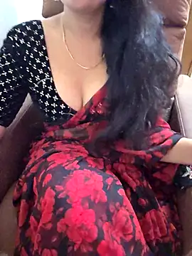 Изображение секс-шоу модели Roja-Telugu777