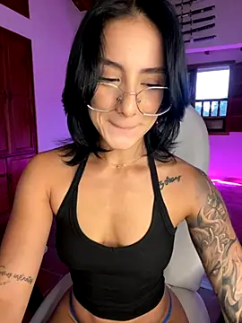 Ale_Lewis's sex show image