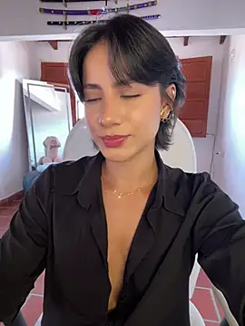 Ale_Lewis's sex show image