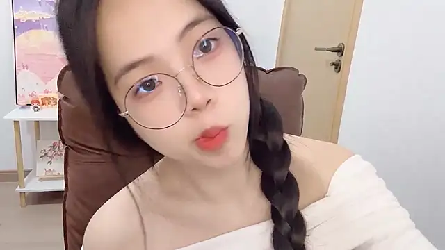 Изображение секс-шоу модели Dawn-2