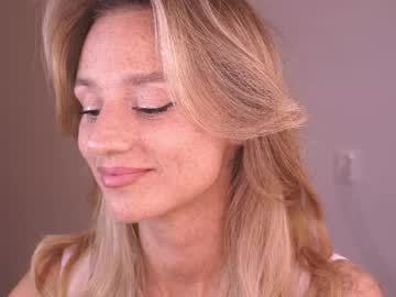 artease's sex show image