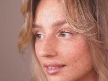 artease's sex show image