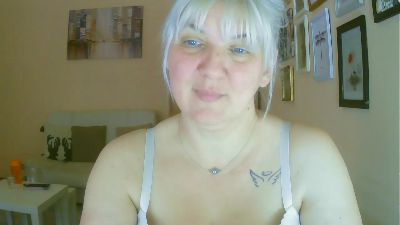 irma2's sex show image