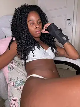 Изображение секс-шоу модели Bellarie_ Изображение секс-шоу модели Bellarie_