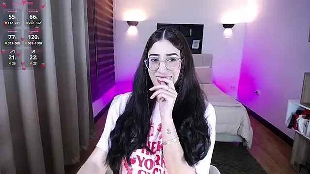 KittyCute-'s sex show image