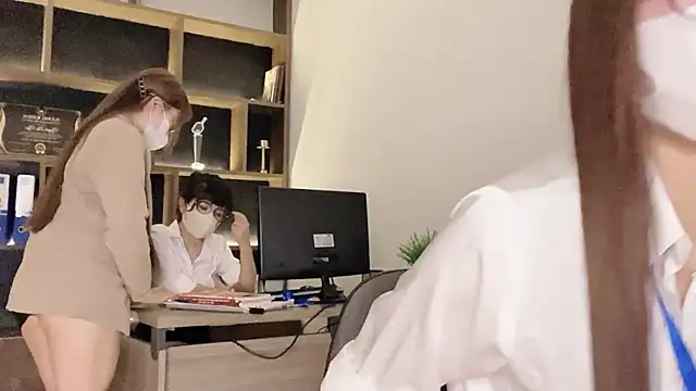 Nova_office's sex show image Nova_office's sex show image