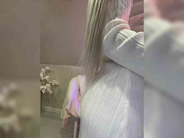 HollyPolly111's sex show image HollyPolly111's sex show image