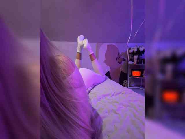 Sexshow-Bild von HollyPolly111 Sexshow-Bild von HollyPolly111