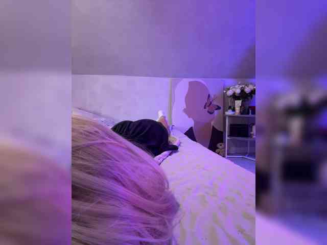 Sexshow-Bild von HollyPolly111 Sexshow-Bild von HollyPolly111