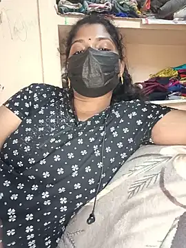 Изображение секс-шоу модели tamilsaisree Изображение секс-шоу модели tamilsaisree