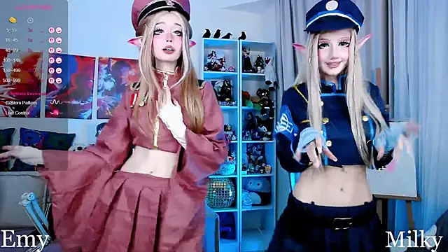 _Sparkland_'s sex show image