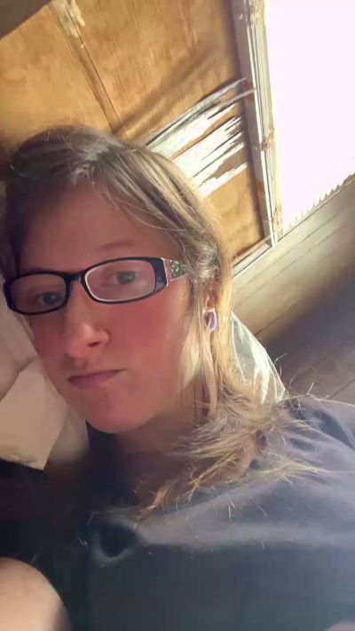 Cosmic_sunshine's sex show image