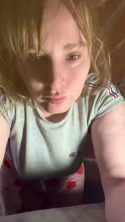 Gatubelayrobin's sex show image