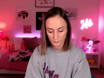 holihurricane's sex show image