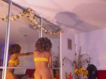 Изображение секс-шоу модели sophye_ebanov Изображение секс-шоу модели sophye_ebanov