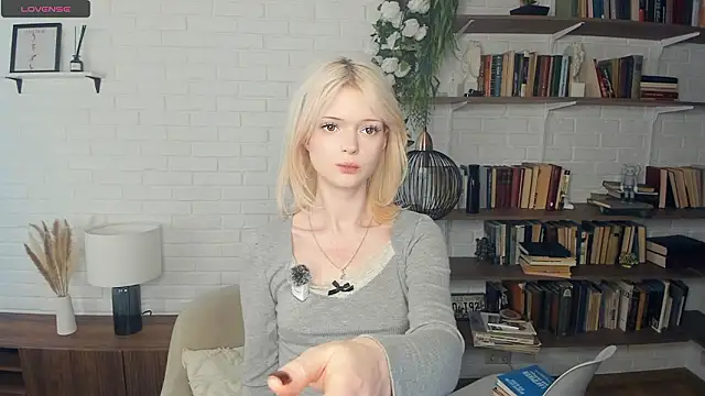 LaureMestler's sex show image