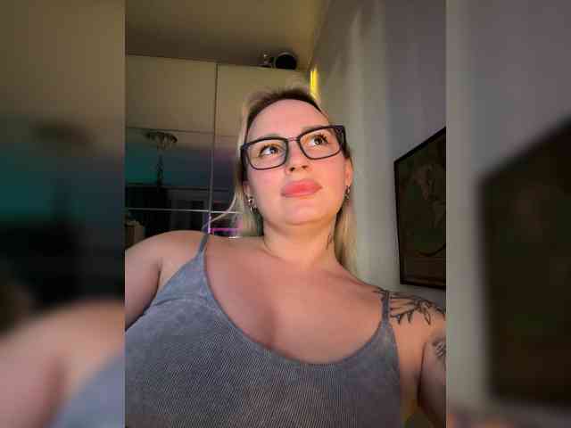 Sexshow-Bild von Miss-Fetish Sexshow-Bild von Miss-Fetish