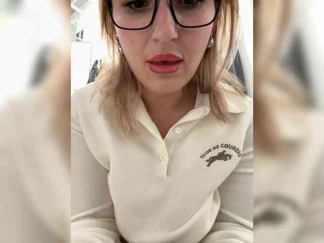 Sexshow-Bild von Miss-Fetish Sexshow-Bild von Miss-Fetish