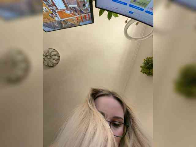 Изображение секс-шоу модели Miss-Fetish