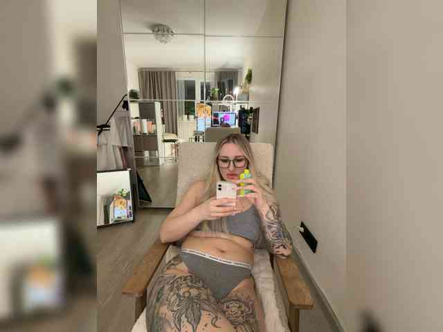 Изображение секс-шоу модели Miss-Fetish