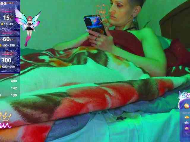 Изображение секс-шоу модели Raisin Изображение секс-шоу модели Raisin