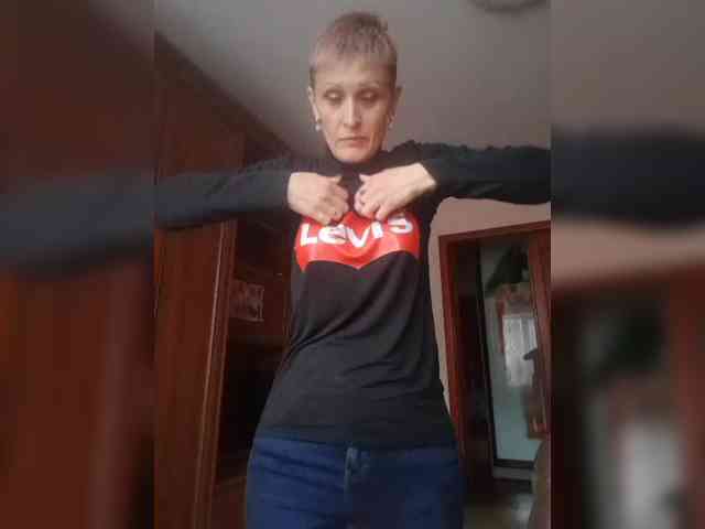 Изображение секс-шоу модели Raisin