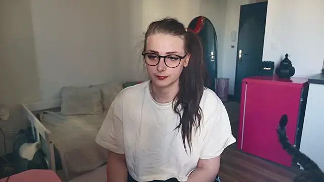 Изображение секс-шоу модели Celeste_Off