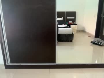 Изображение секс-шоу модели novamills Изображение секс-шоу модели novamills