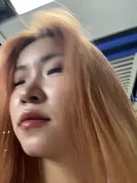 Rabbit-15's sex show image
