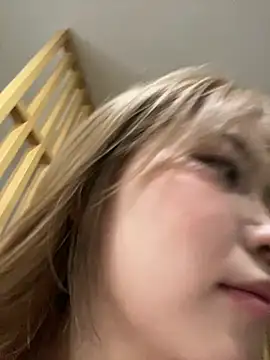 Rabbit-15's sex show image