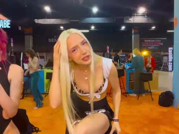 riababe's sex show image