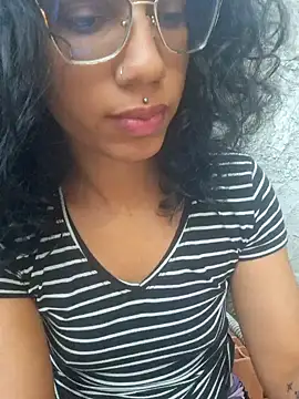 Sexshow-Bild von RavenShyfit Sexshow-Bild von RavenShyfit