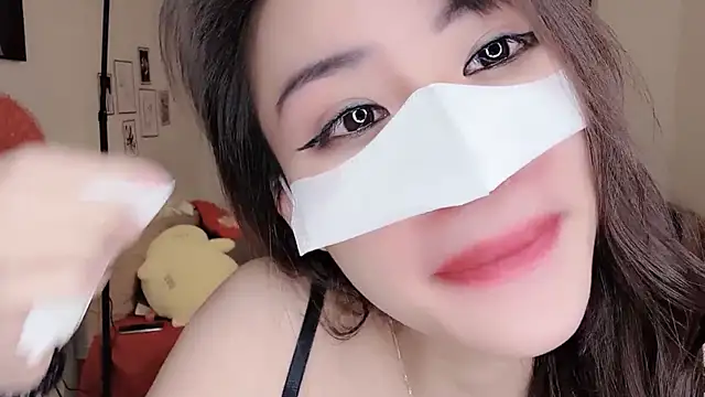 MaiLiiil's sex show image